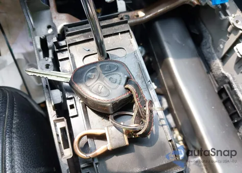 2008 Toyota Camry Le V6 from USA, damaged, VIN 4T1BK46K68U070072